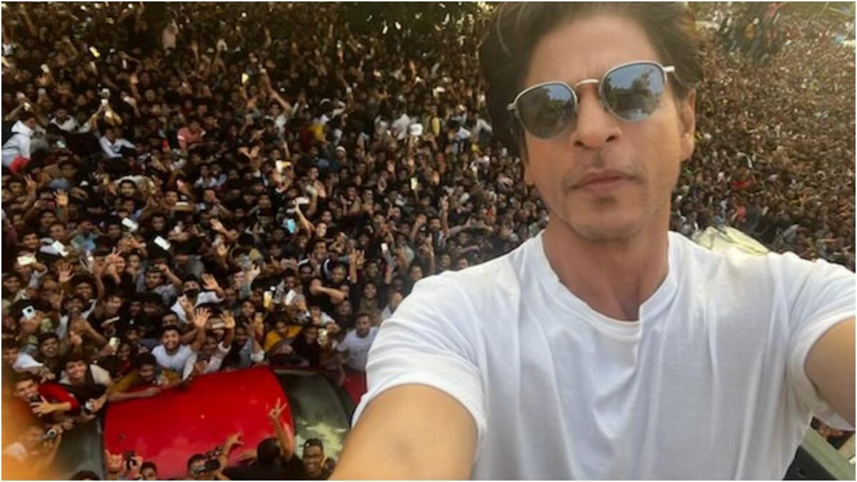 Shah Rukh Khan 58th Birthday: हैप्पी बर्थडे शाहरुख खान, सेलेब्स ने बॉलीवुड सुपरस्टार को उनके खास दिन पर दीं शुभकामनाएं !